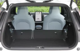 
										Volvo EX30 full									