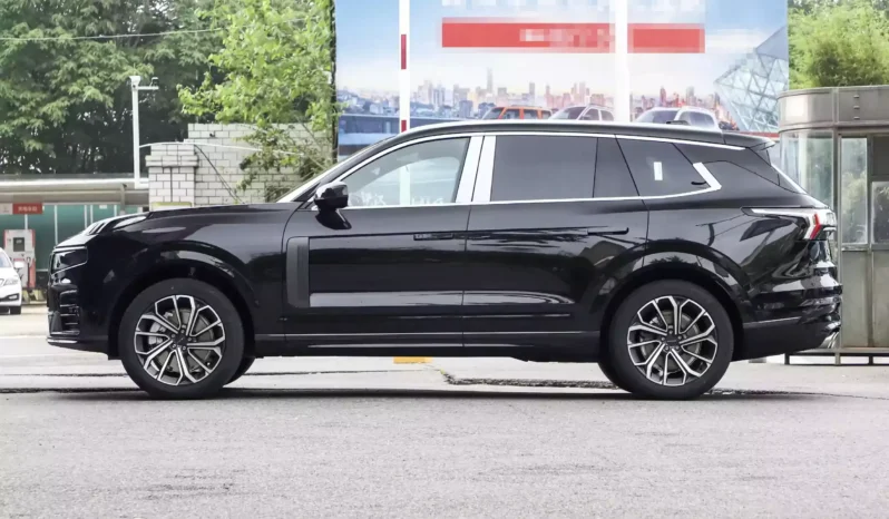 
								Lynk & Co 09 full									