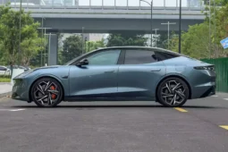 
										Lynk & Co Z10 full									